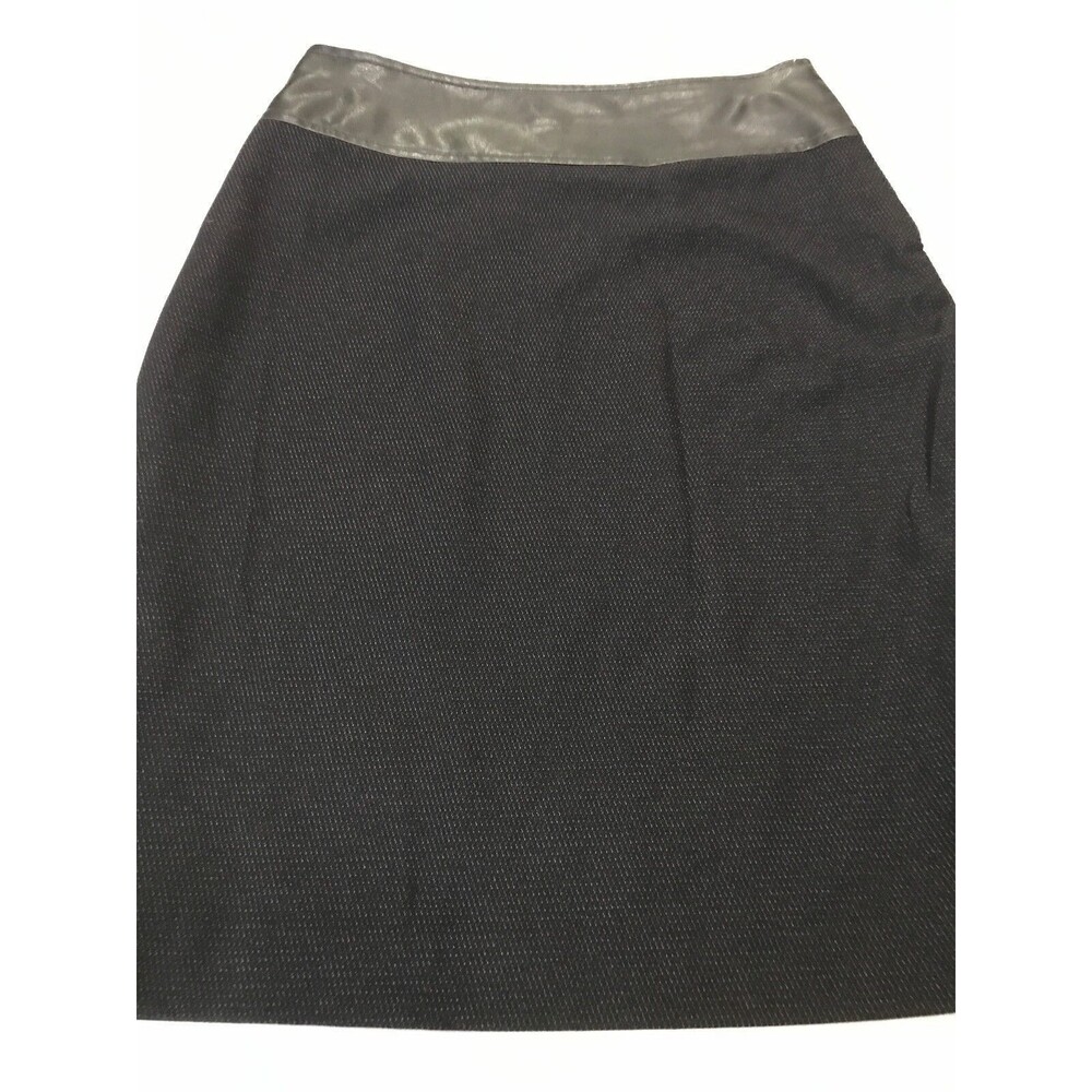 Guzella Women's Skirt Black Textured With Faux Leather Skirt Size 8